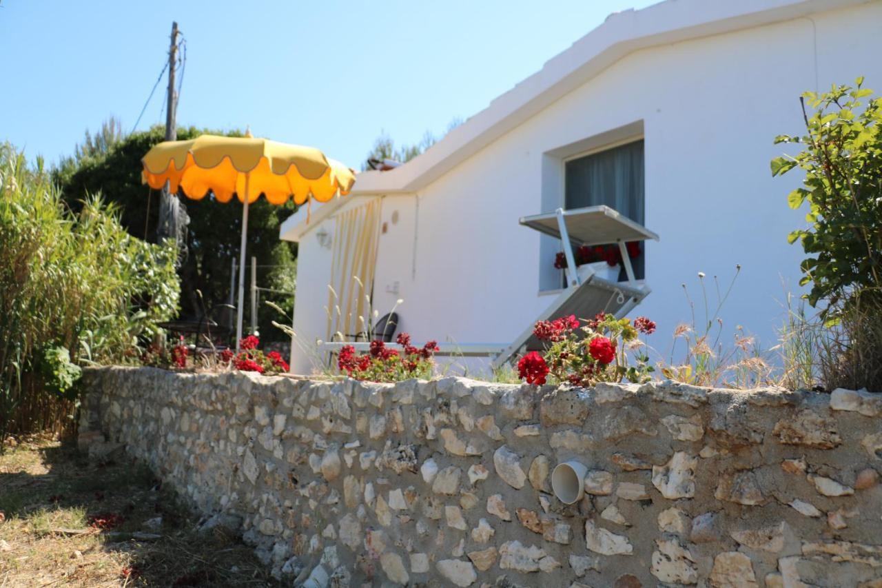 Albergo"Villa Biscotti" Пешичи Екстериор снимка